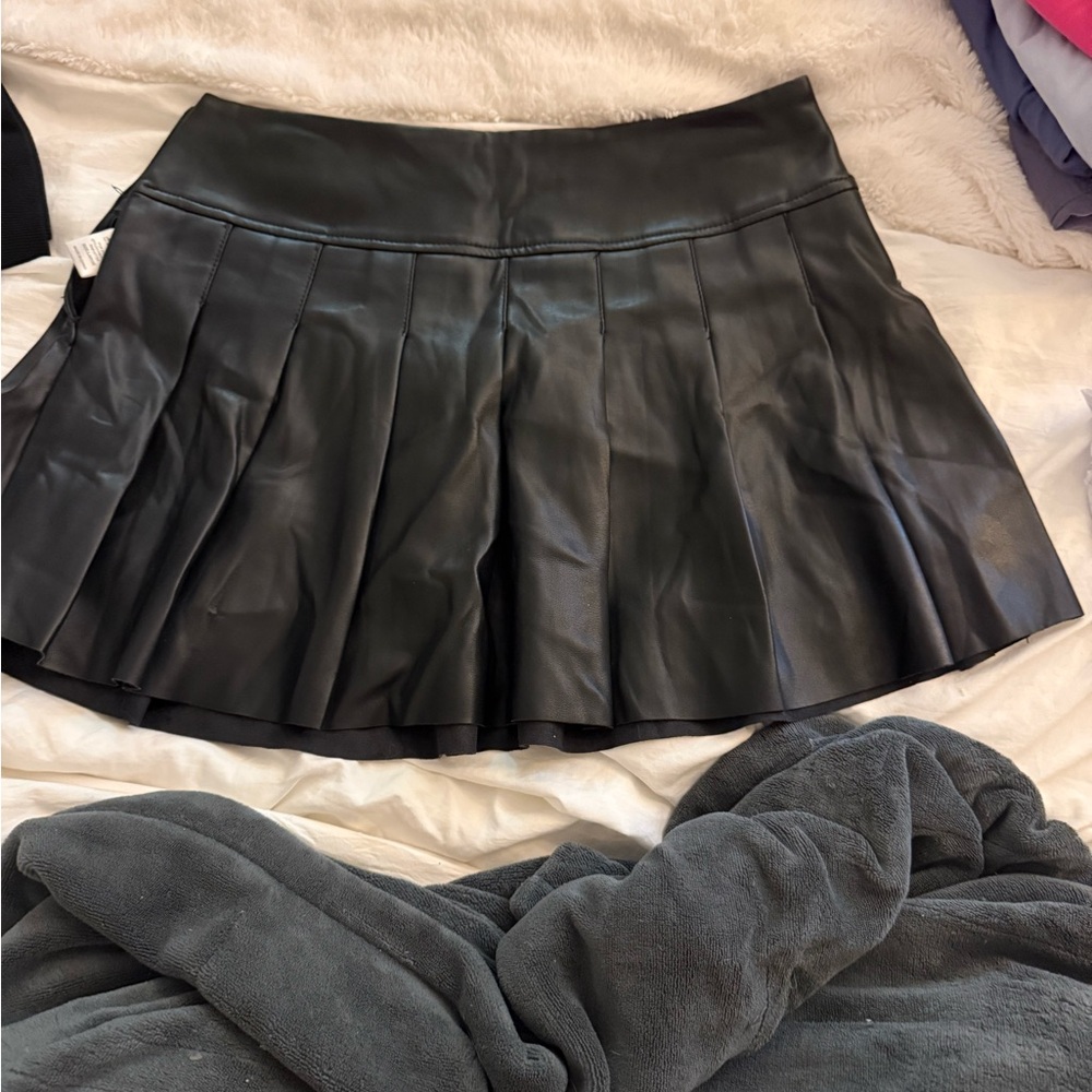 Elegant Black Leather Skater Skirt